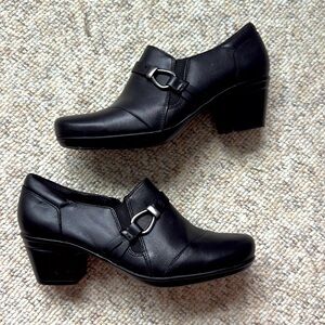 Clark’s Cushion Leather Mule/ Bootie Heals